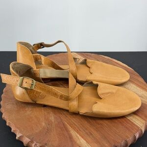 BALI ELF Mangrove Leather Flats woman’s size 11 tan brown leather